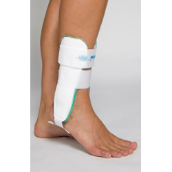 Νάρθηκας Ποδοκνημικής AIR CAST  One Size